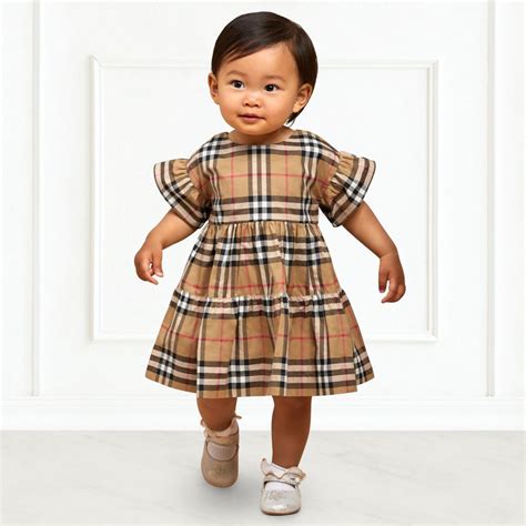 burberry baby slofjes|burberry newborn dresses.